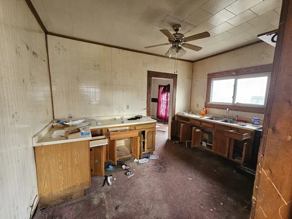 $19,900 | 402 East Lindell Street, West Frankfort, IL 62896