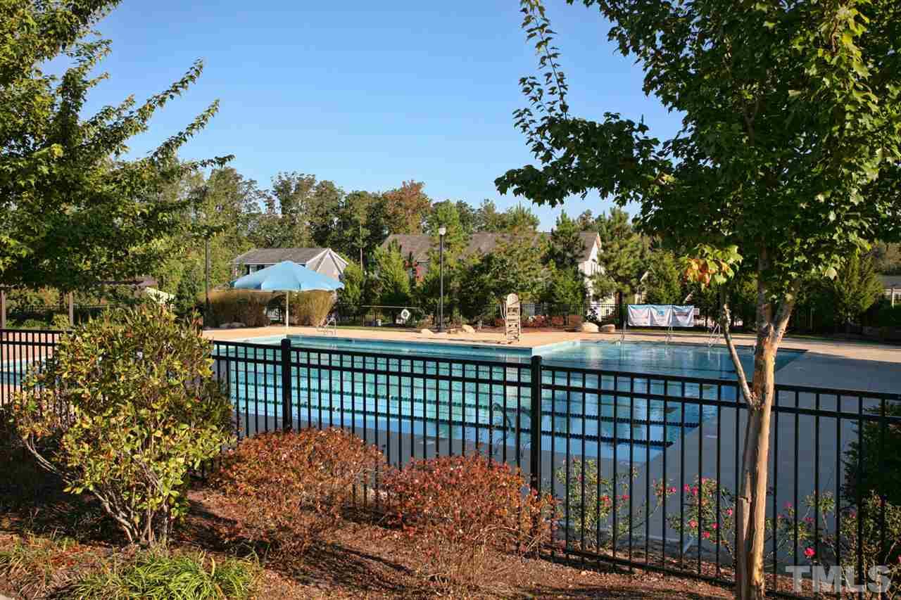 44 Owen Towne Road Chapel Hill, NC 27516 - Photo 2 of 25