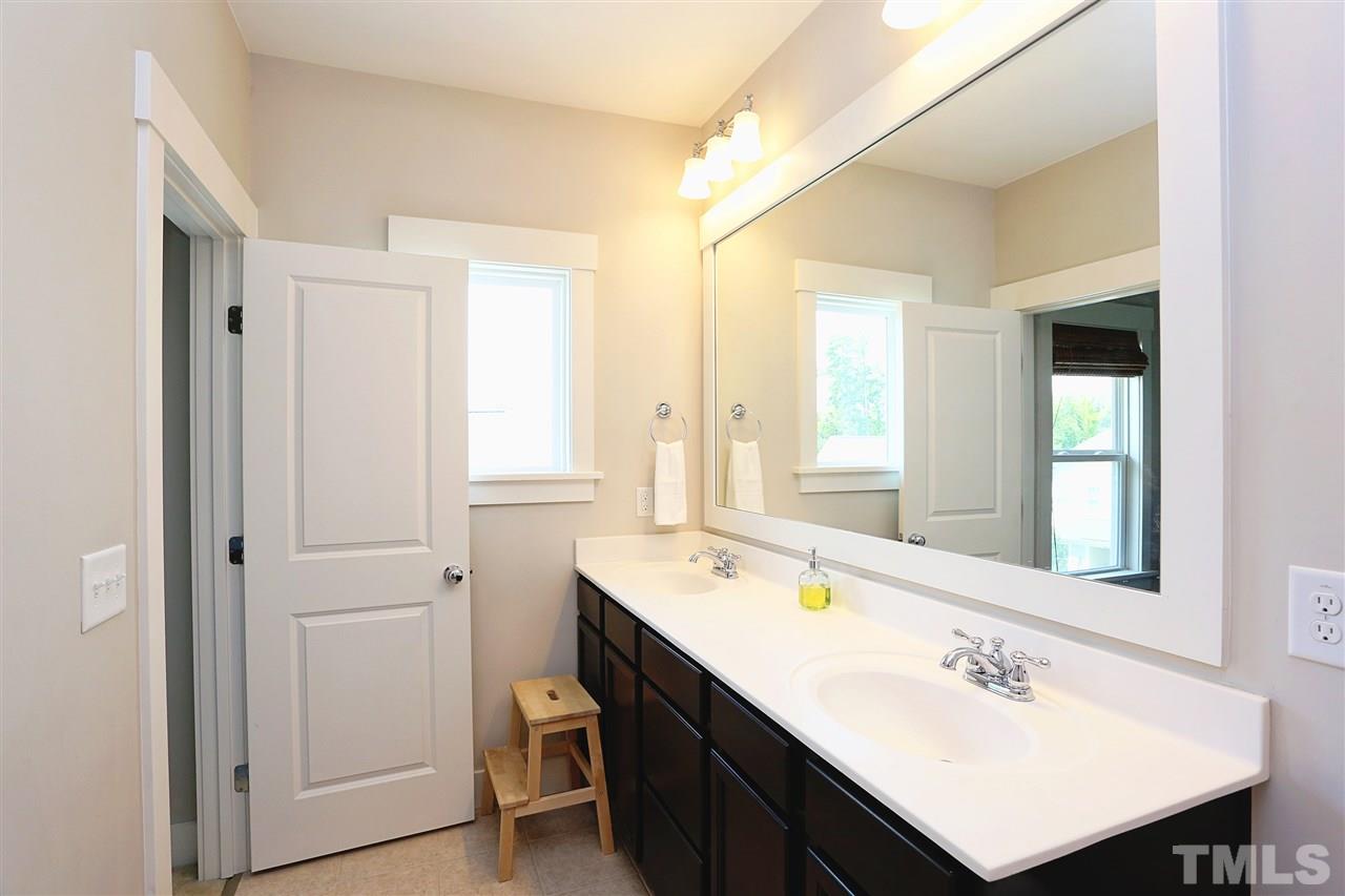 44 Owen Towne Road Chapel Hill, NC 27516 - Photo 10 of 25