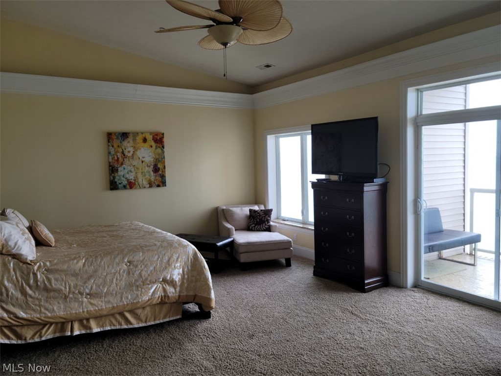 4699 Lake Road East, Unit 403 Geneva, OH 44041 - Photo 10 of 32 Gallery Image 10