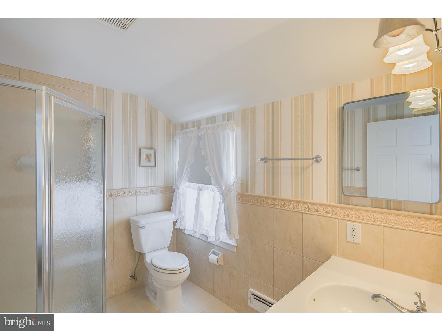 110 Rockingham Road Cherry Hill, NJ 08034 - Photo 21 of 25