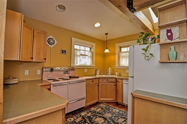 40 Romola Road Worcester, MA 01605 - Photo 11 of 29 Gallery Image 11