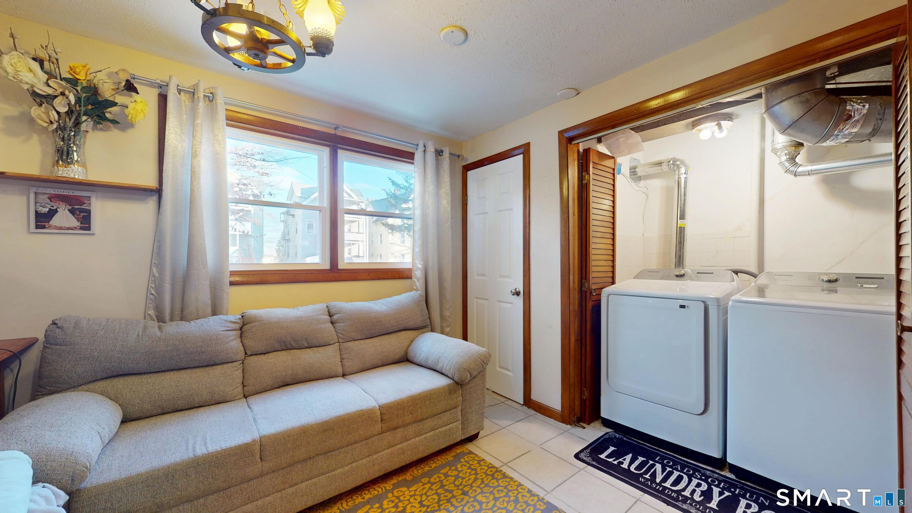 23 Smith Street, Unit 1B New Britain, CT 06053 - Photo 20 of 22