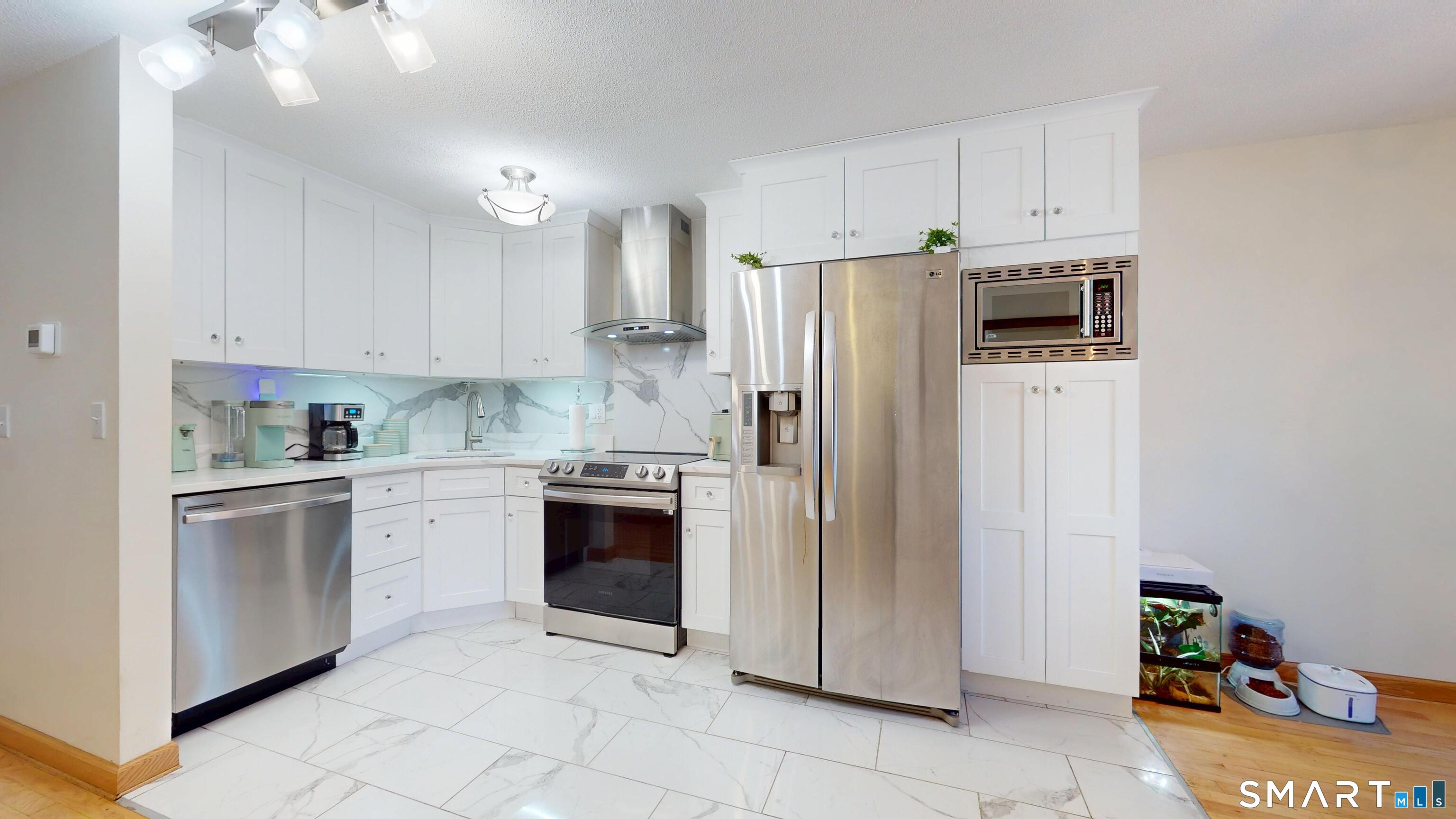 23 Smith Street, Unit 1B New Britain, CT 06053 - Photo 8 of 22