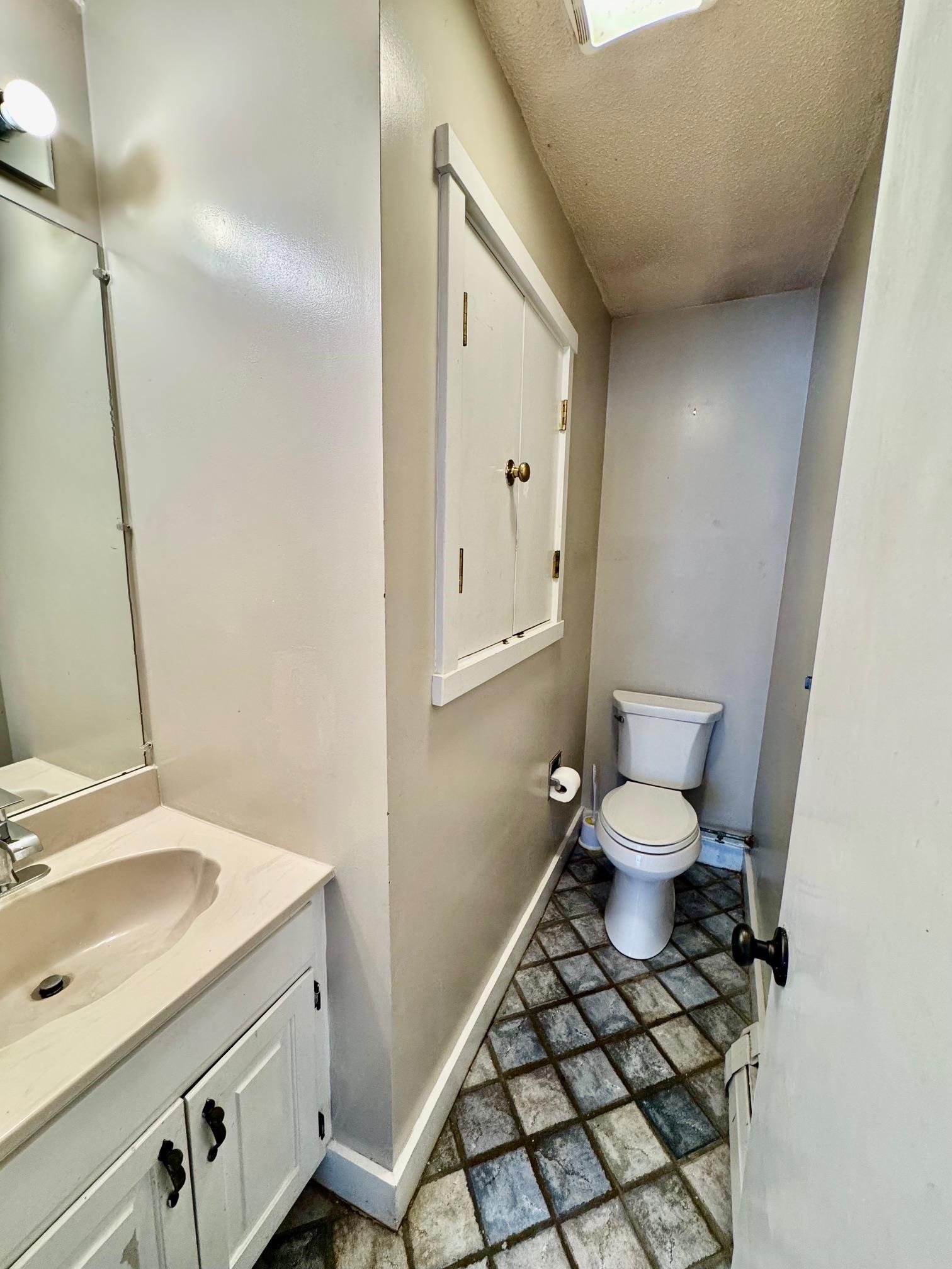 445 Old Quechee Road, Unit 10C Hartford, VT 05059 - Photo 6 of 21
