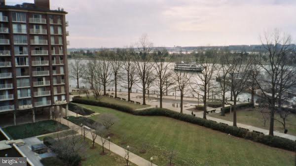 560 N Street Southwest, Unit N606 Washington, DC 20024 - Photo 12 of 33