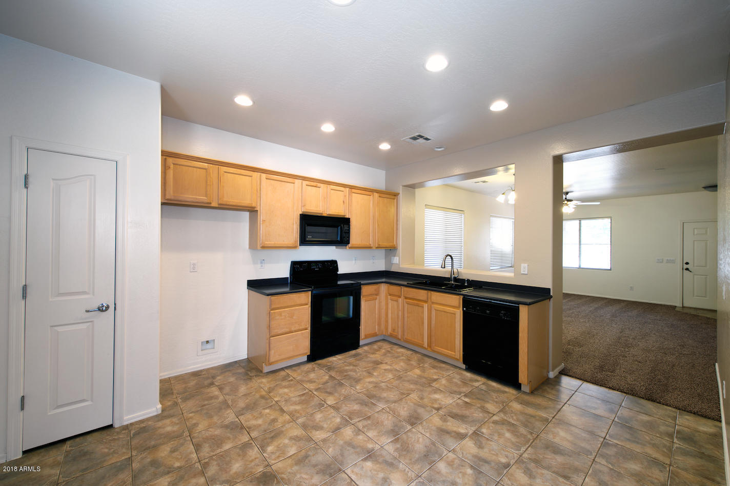 4568 East Del Rio Street Gilbert, AZ 85295 - Photo 5 of 20 _RMP0117
