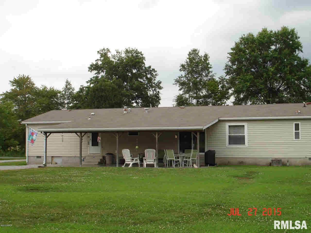 2502 Red Stripe Road Odin, IL 62870 - Photo 3 of 21