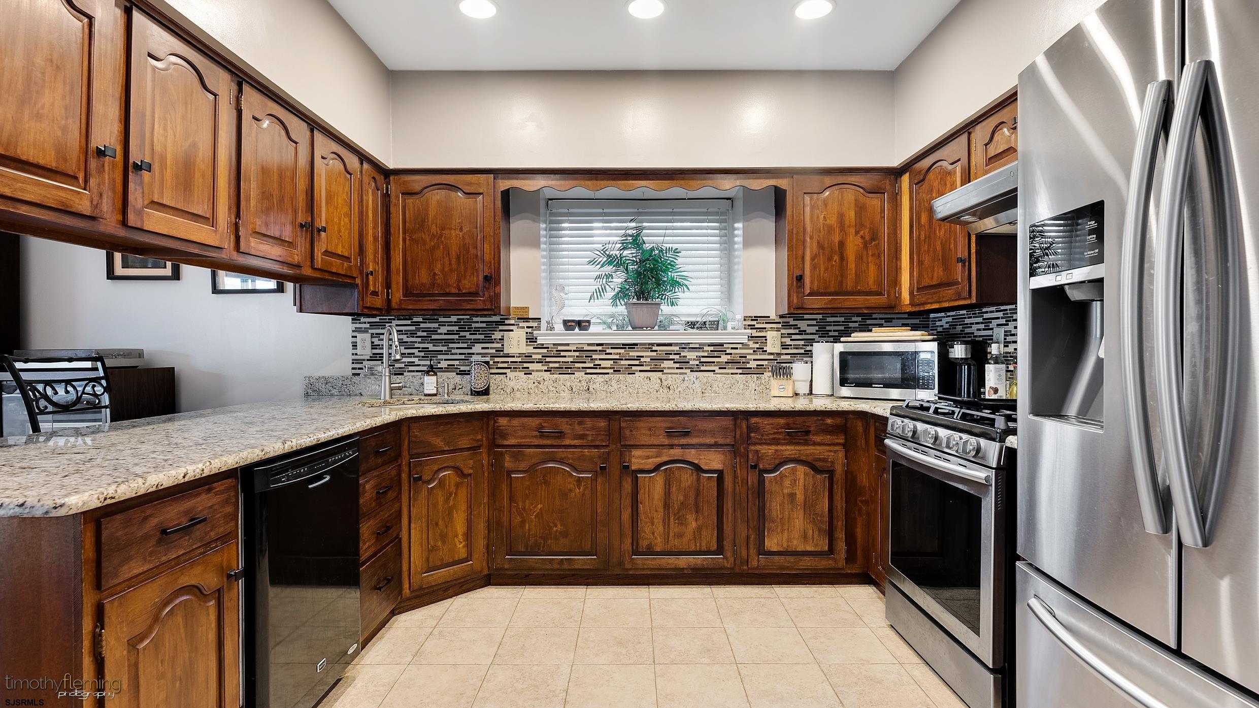 3 Inlet Terrace Ocean View, NJ 08230 - Photo 11 of 42 Gallery Image 11