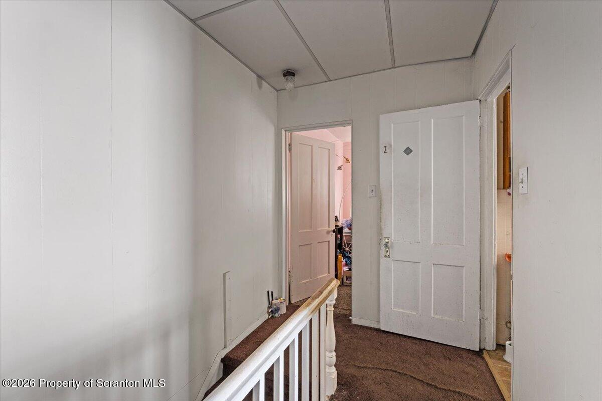 607 Deacon Street Scranton, PA 18509 - Photo 33 of 40 a view of a hallway