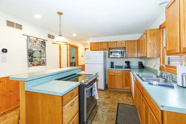 $429,000 | 2 Briarwood Trail, Galena, IL 61036