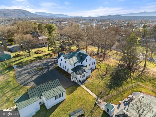 $999,000 | 1521 North Royal Avenue, Front Royal, VA 22630