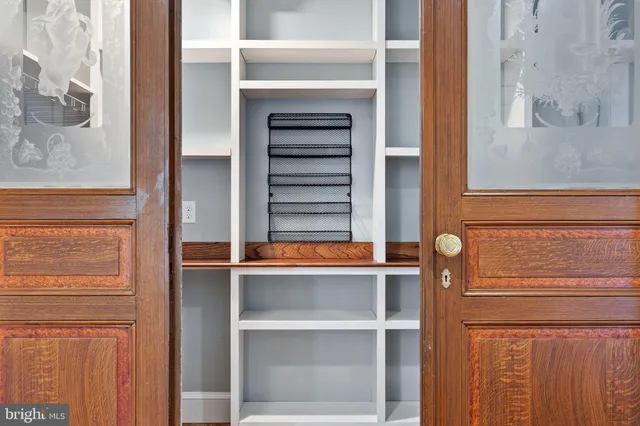 $999,000 | 1521 North Royal Avenue, Front Royal, VA 22630