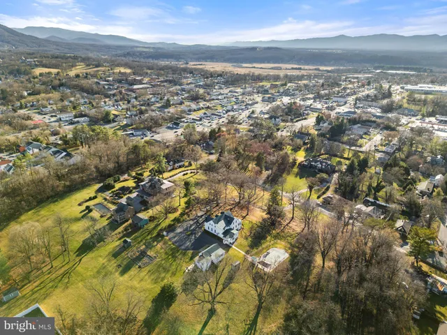 $999,000 | 1521 North Royal Avenue, Front Royal, VA 22630