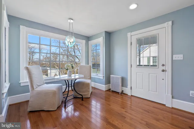 $999,000 | 1521 North Royal Avenue, Front Royal, VA 22630