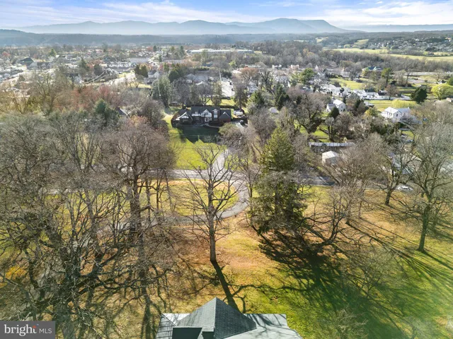 $999,000 | 1521 North Royal Avenue, Front Royal, VA 22630