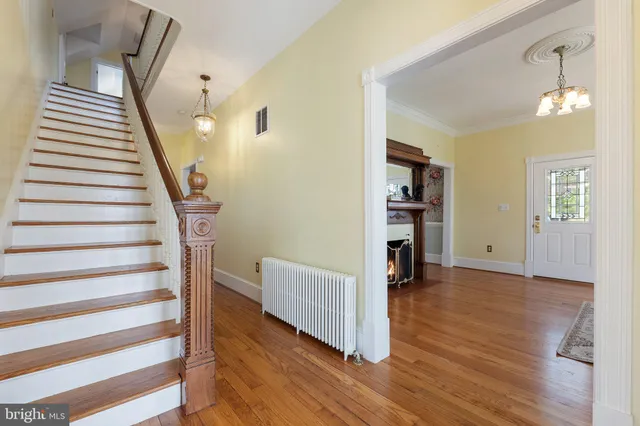 $999,000 | 1521 North Royal Avenue, Front Royal, VA 22630