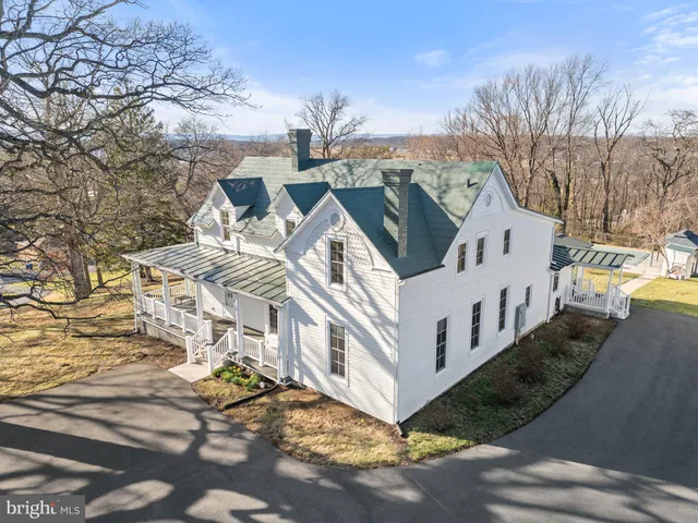 $999,000 | 1521 North Royal Avenue, Front Royal, VA 22630