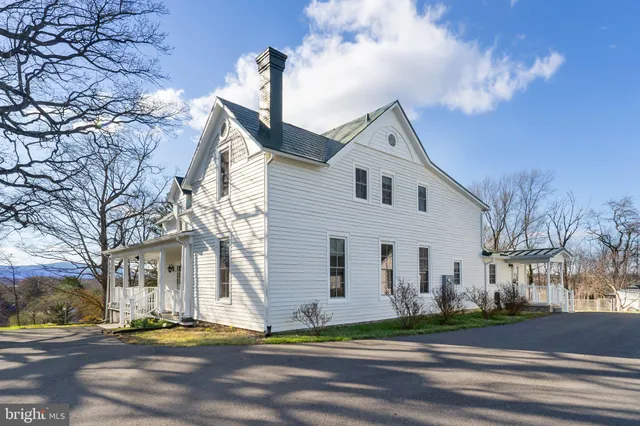 $999,000 | 1521 North Royal Avenue, Front Royal, VA 22630