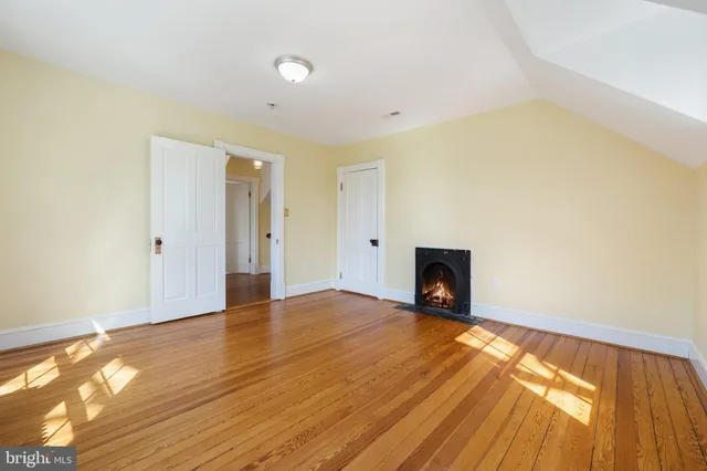 $999,000 | 1521 North Royal Avenue, Front Royal, VA 22630