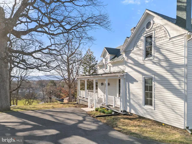 $999,000 | 1521 North Royal Avenue, Front Royal, VA 22630