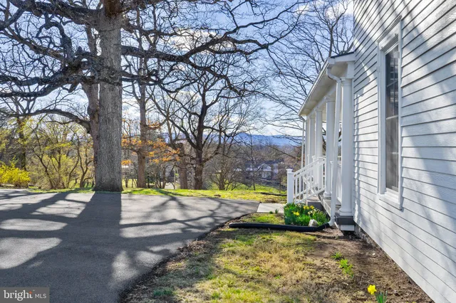 $999,000 | 1521 North Royal Avenue, Front Royal, VA 22630