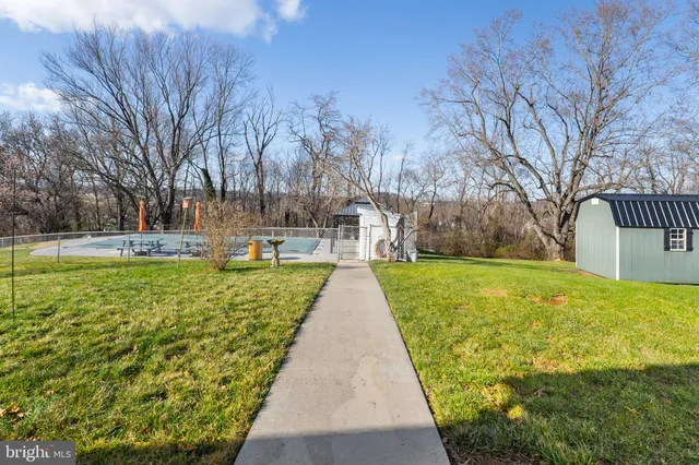 $999,000 | 1521 North Royal Avenue, Front Royal, VA 22630