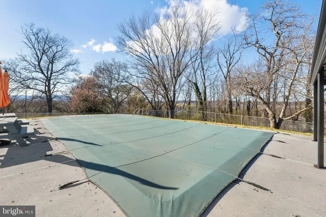 $999,000 | 1521 North Royal Avenue, Front Royal, VA 22630