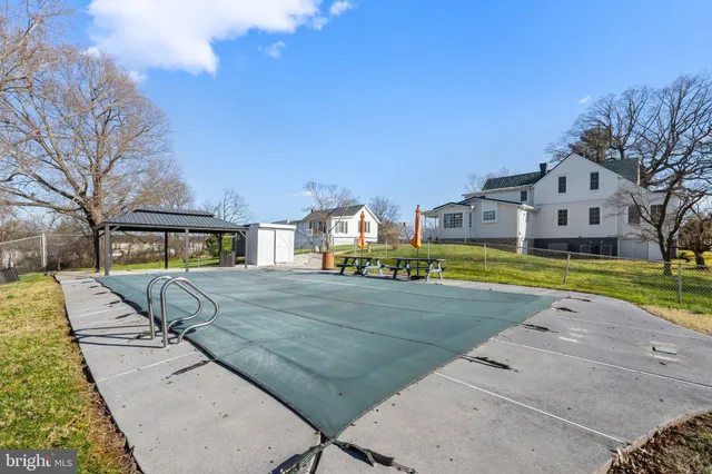 $999,000 | 1521 North Royal Avenue, Front Royal, VA 22630