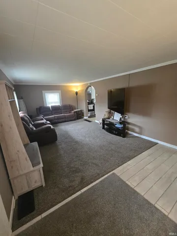 $169,900 | 504 Indiana Avenue, Veedersburg, IN 47987