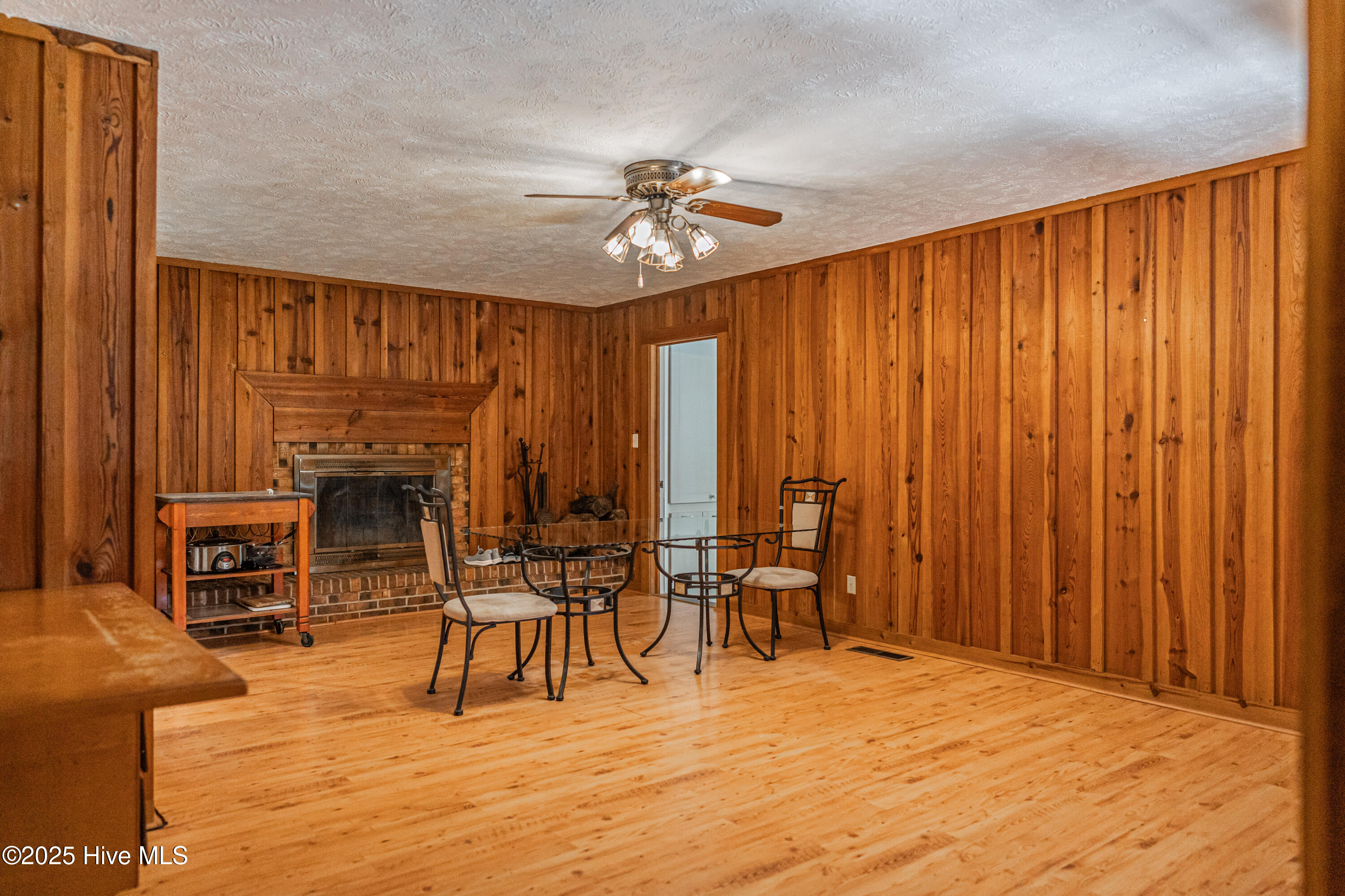 606 John McQueen Road Aberdeen, NC 28315 - Photo 22 of 38 fireplace room