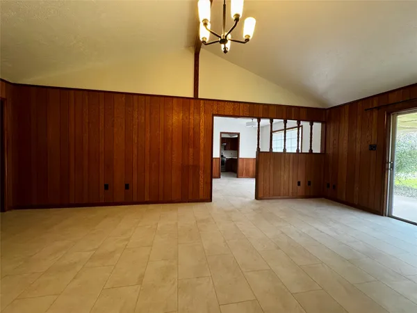 a view of a livingroom with furniture