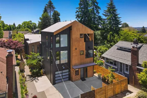 $825,000 | 527 B Northeast 89th Street, Seattle, WA 98115