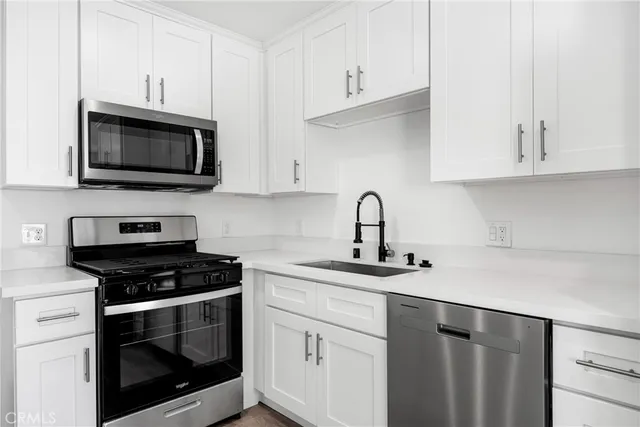 $1,599,000 | 4851 Faculty Avenue, Long Beach, CA 90808