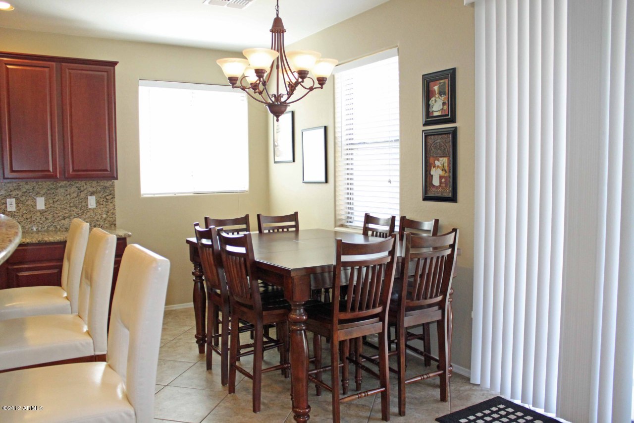 3562 East Harwell Road Gilbert, AZ 85234 - Photo 17 of 39 Dining Area