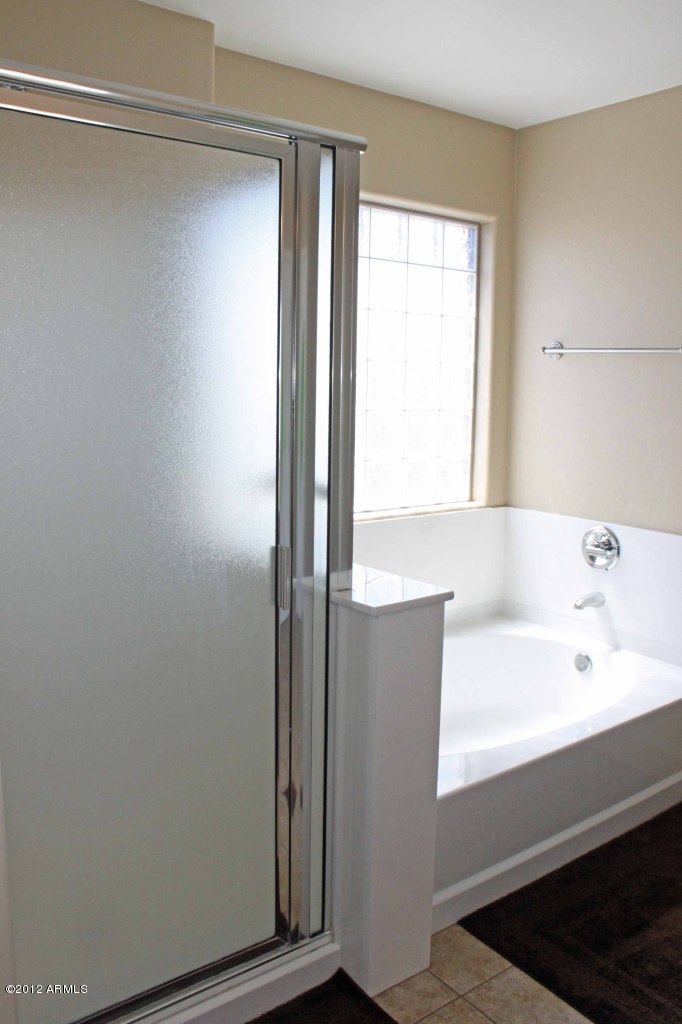 3562 East Harwell Road Gilbert, AZ 85234 - Photo 25 of 39 Master Bathroom