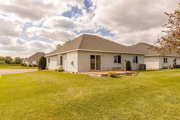 $309,311 | 39314 Wild Rose Court, Sauk Centre, MN 56378