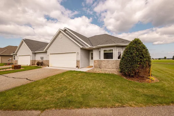 $309,311 | 39314 Wild Rose Court, Sauk Centre, MN 56378
