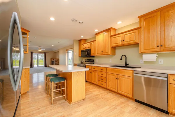 $309,311 | 39314 Wild Rose Court, Sauk Centre, MN 56378