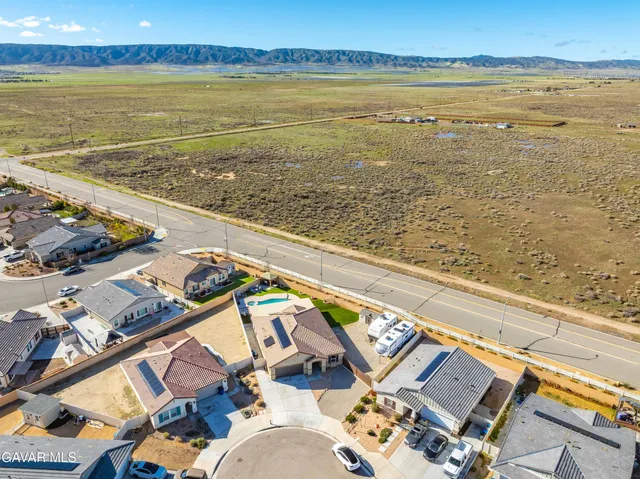 $599,000 | 44527 Freer Way, Lancaster, CA 93536