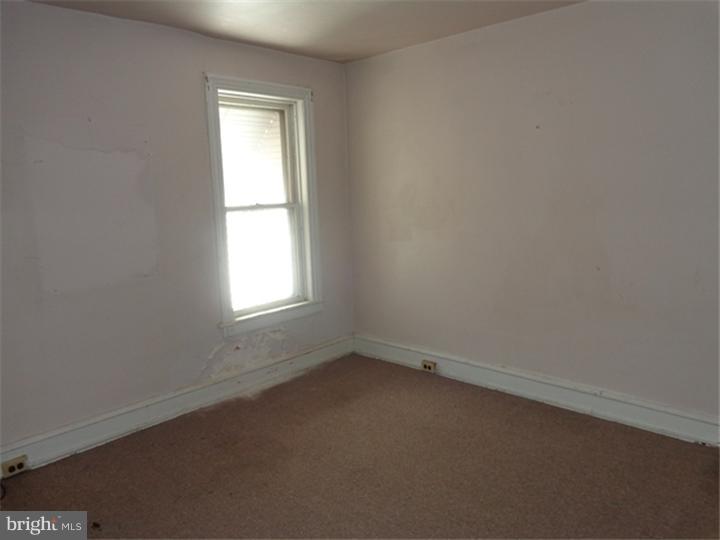 222 Moss Street Reading, PA 19601 - Photo 8 of 21 Gallery Image 8