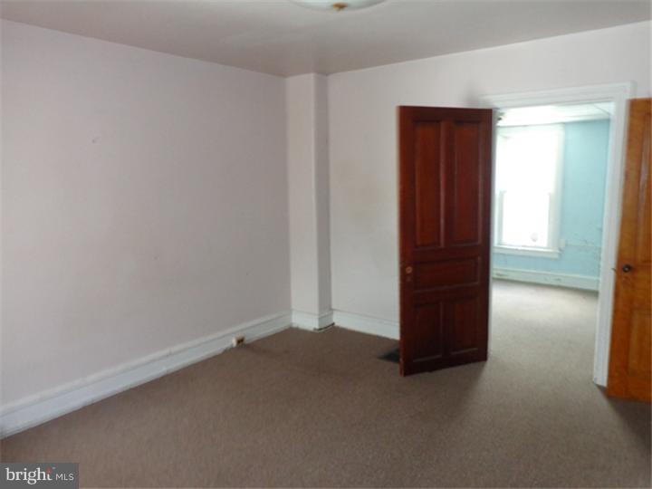 222 Moss Street Reading, PA 19601 - Photo 10 of 21 Gallery Image 10