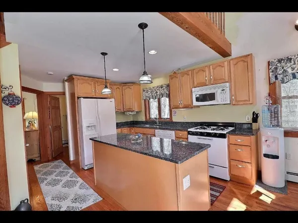 $865,000 | 13 Indian Point Road, Croydon, NH 03773