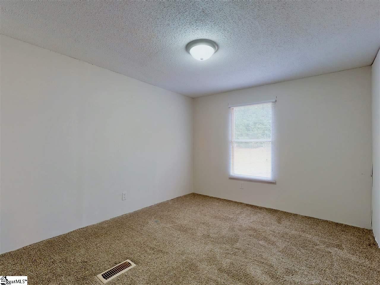 1627 Anderson Ridge Road Simpsonville, SC 29681 - Photo 16 of 25 Gallery Image 16