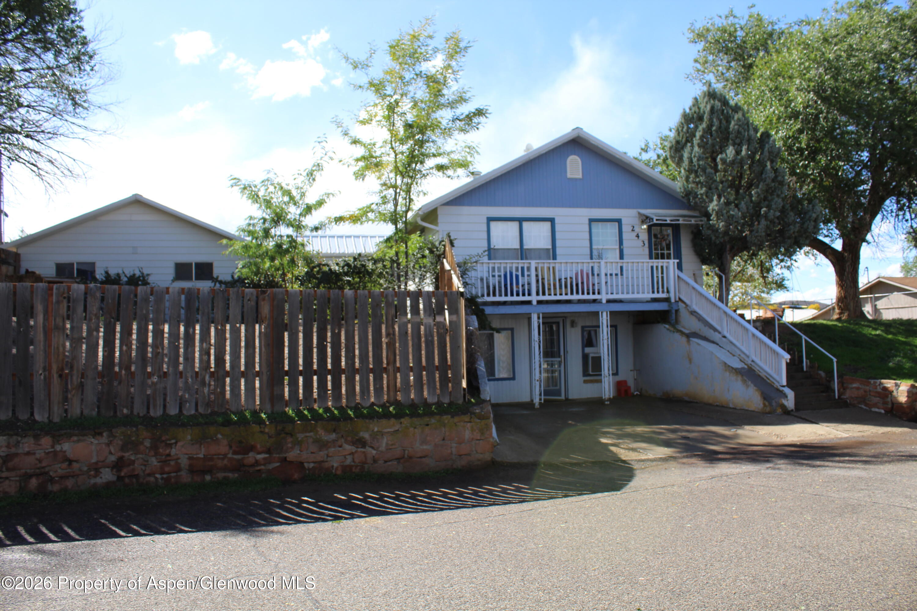 243 Crest Street Rangely, CO 81648 - Photo 6 of 22 IMG_0051