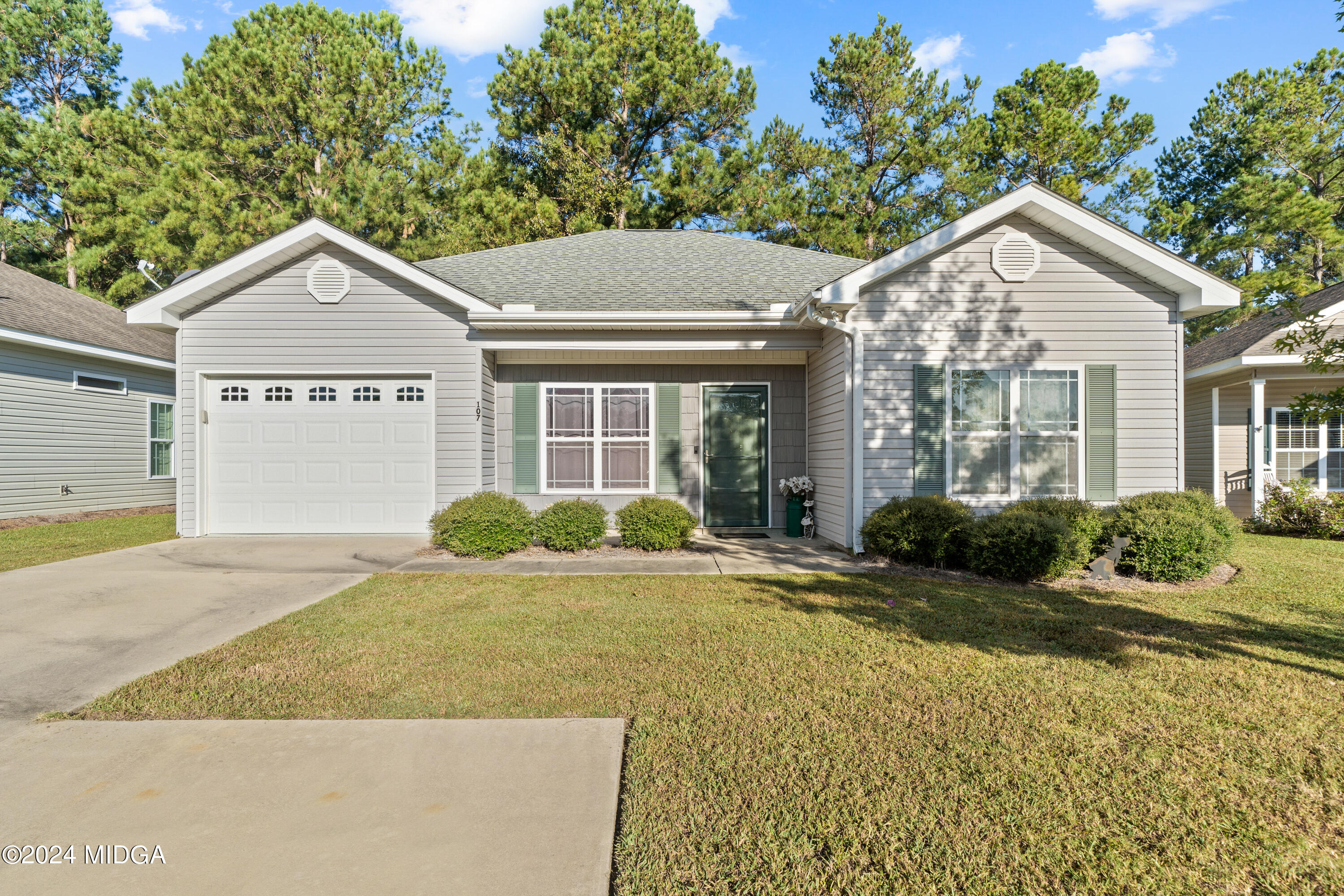 107 Cottage Loop Dublin, GA 31021 - Photo 1 of 22 107 Cottage Loop-04871-2