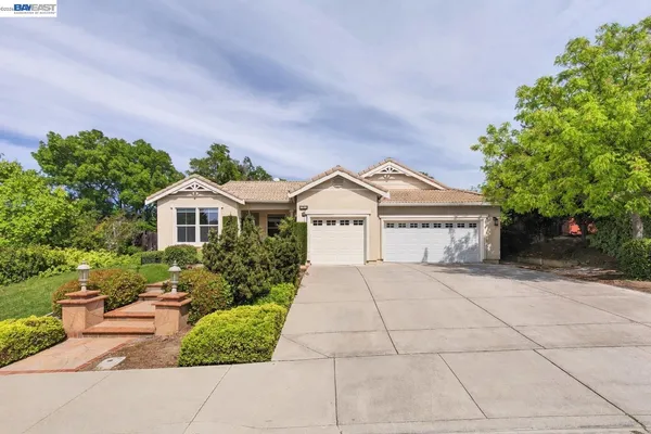 $799,999 | 5113 Pray Court, Antioch, CA 94531