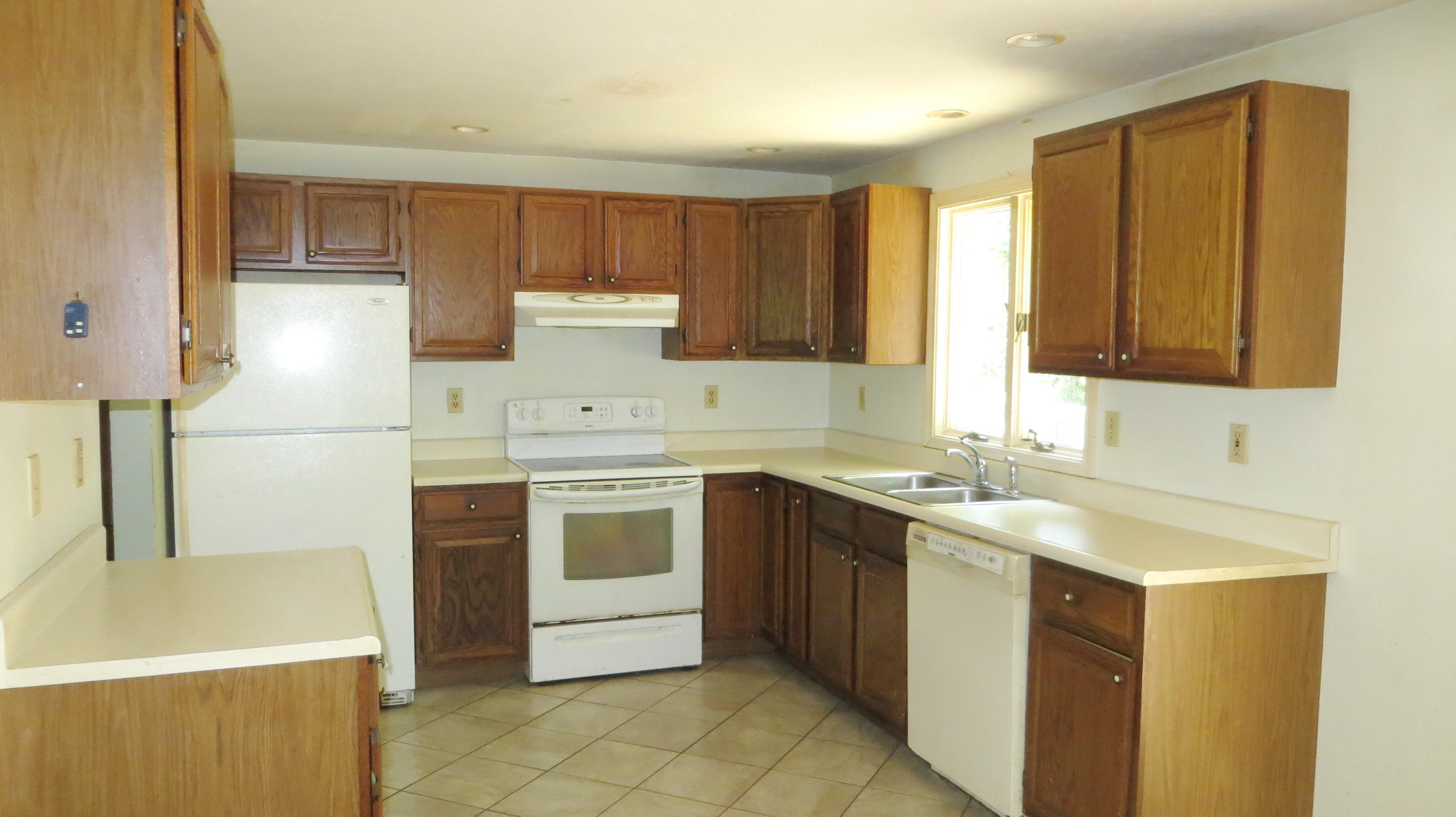 140 Round Cove Road Harwich, MA 02645 - Photo 3 of 14 kitchen