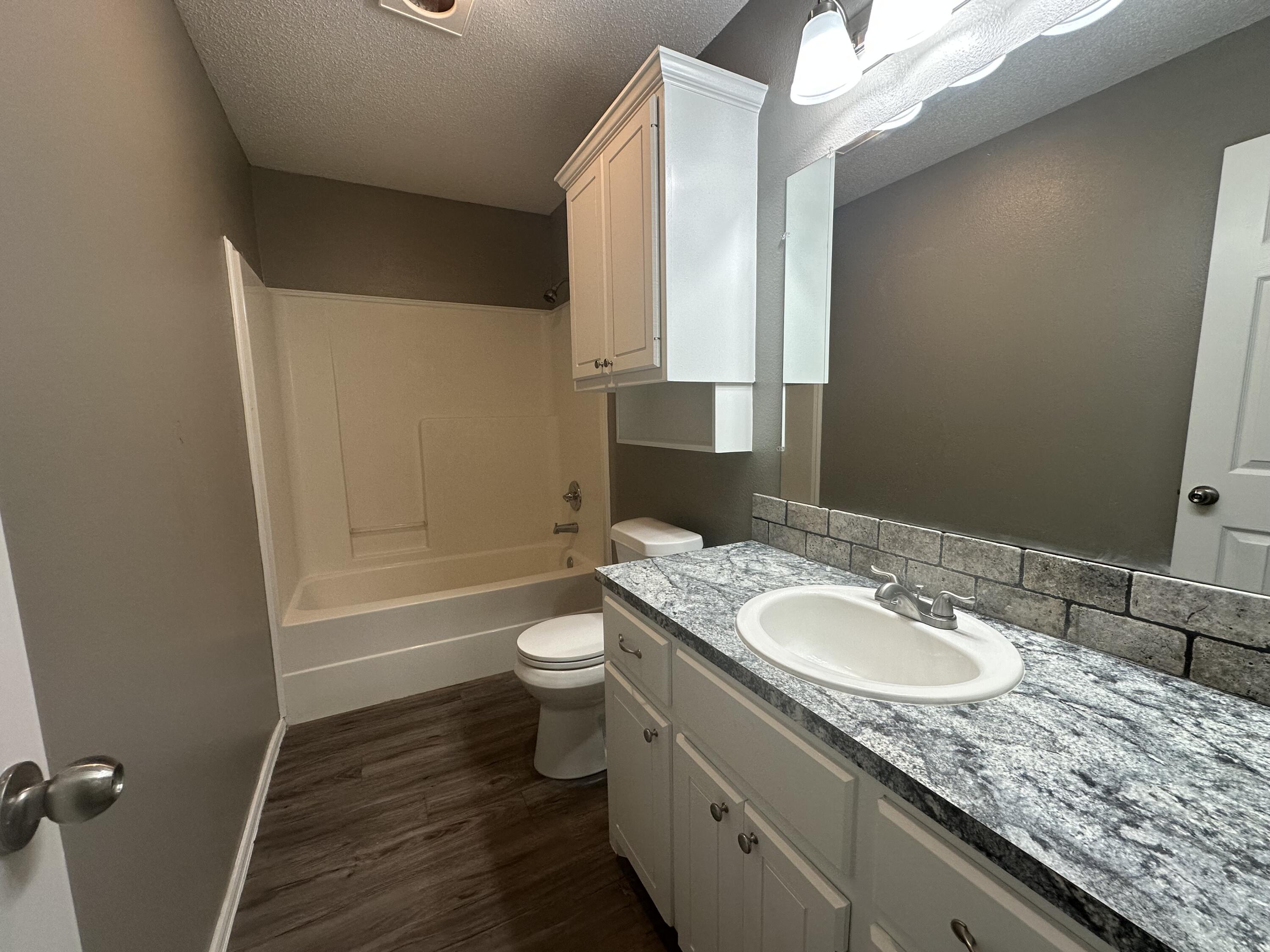 6211 17th Street Lubbock, TX 79416 - Photo 9 of 14 IMG-4705