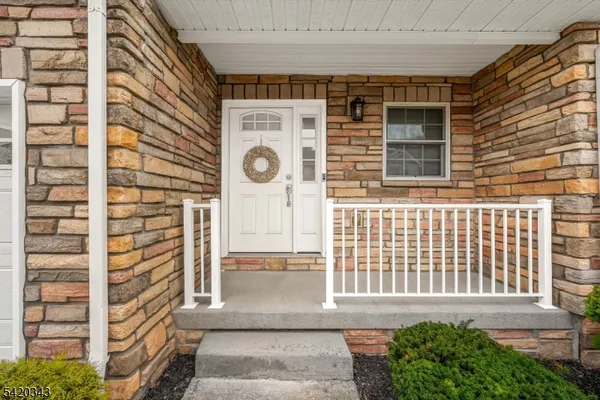 $699,000 | 47 Harvey Court, Clark, NJ 07066